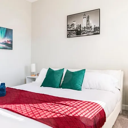 Spacious, Relaxing & Gorgeous 4Bd/4Ba House In Dc!